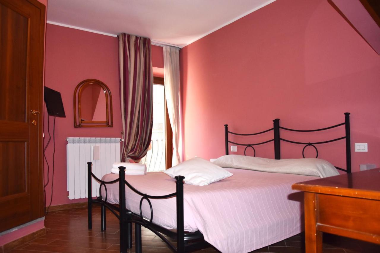 Il Peperino Guesthouse Viterbo Eksteriør billede